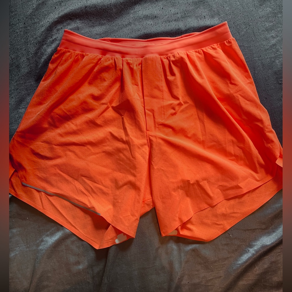 New Men’s Lululemon Medium Shorts